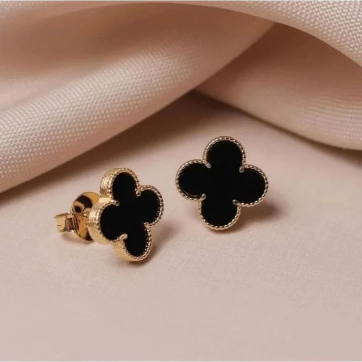 Black Clover Earring