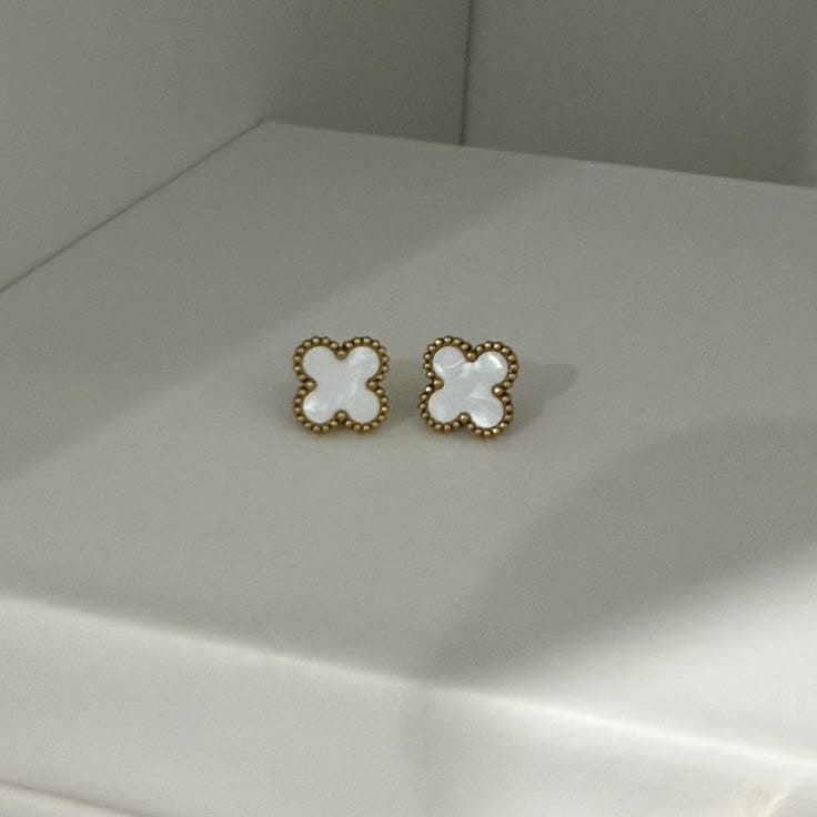 White Clover Earring