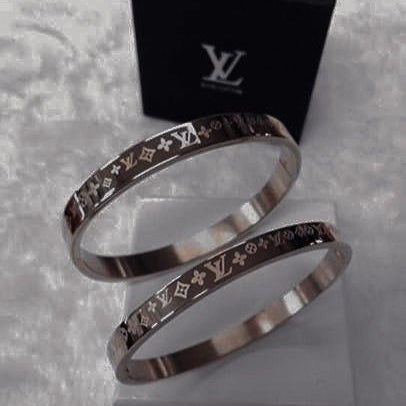 LV Bracelet